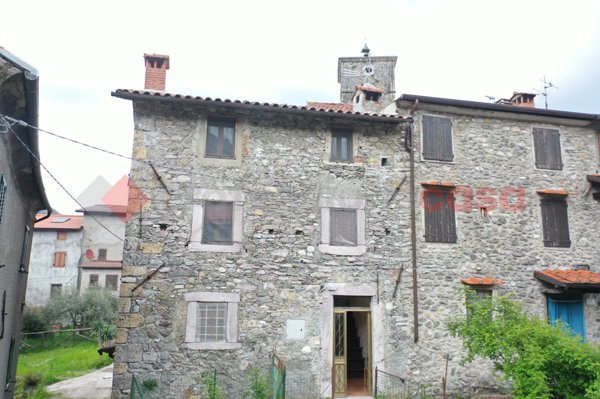 casa indipendente in vendita a Vagli Sotto