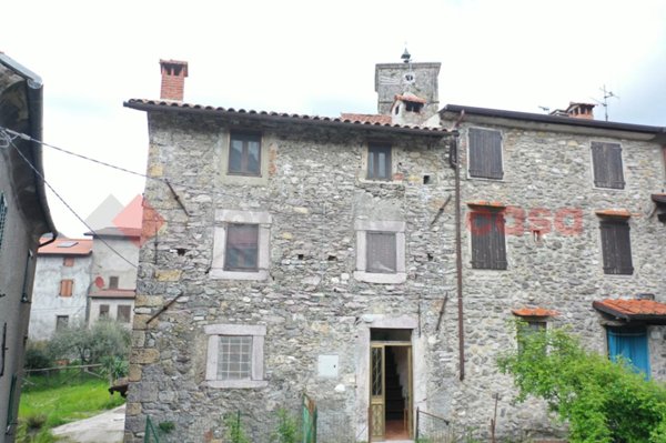 casa indipendente in vendita a Vagli Sotto
