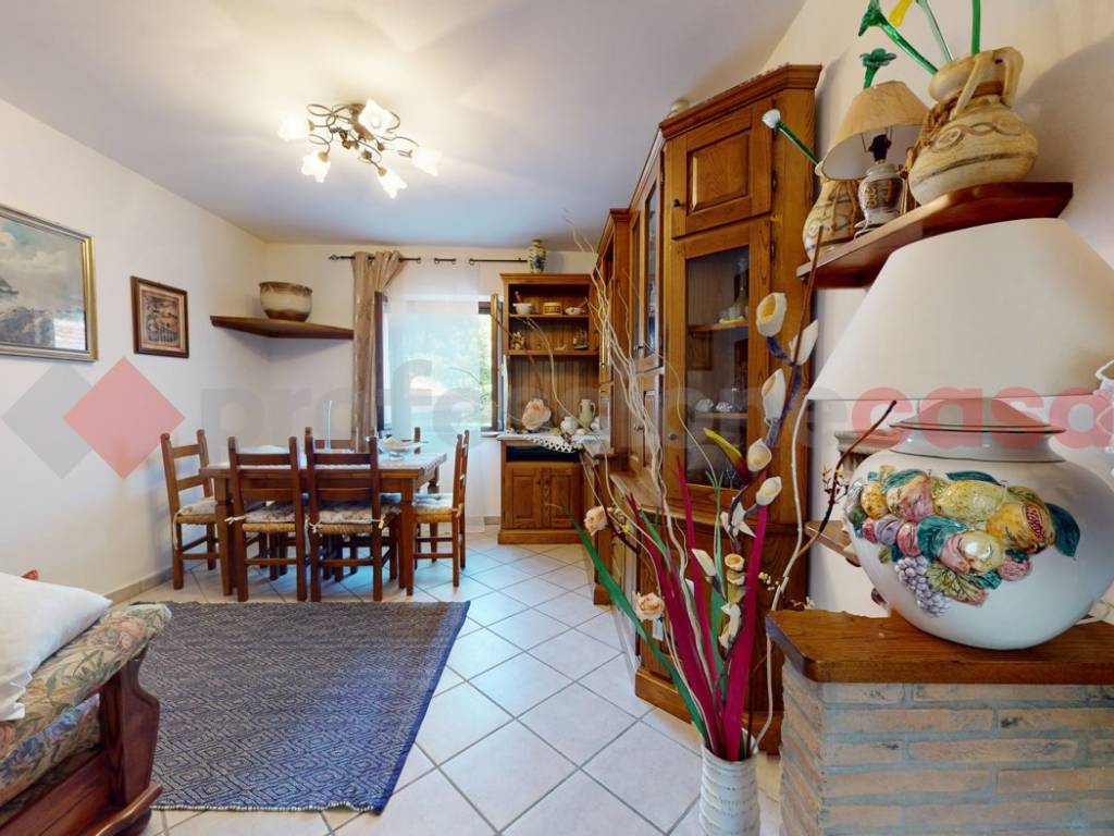 casa indipendente in vendita a Vagli Sotto in zona Vagli Sopra