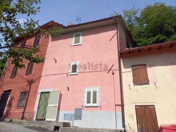 casa indipendente in vendita a Vagli Sotto in zona Vagli Sopra