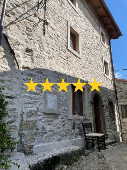 appartamento in vendita a Vagli Sotto