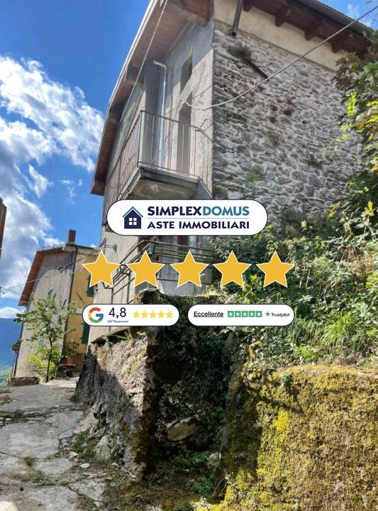 appartamento in vendita a Vagli Sotto