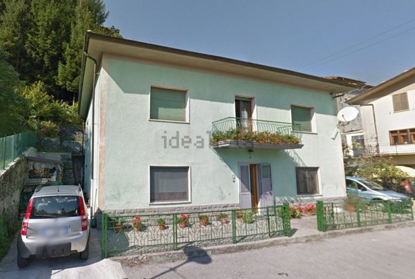 casa indipendente in vendita a Vagli Sotto in zona Vagli Sopra