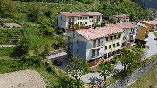 appartamento in vendita a Vagli Sotto