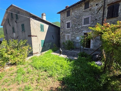 appartamento in vendita a Vagli Sotto in zona Vagli Sopra