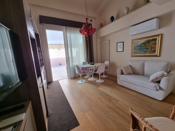 appartamento in vendita a Viareggio in zona Centro Storico