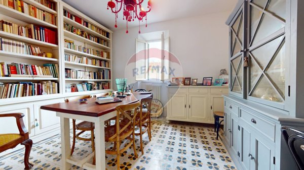 appartamento in vendita a Viareggio