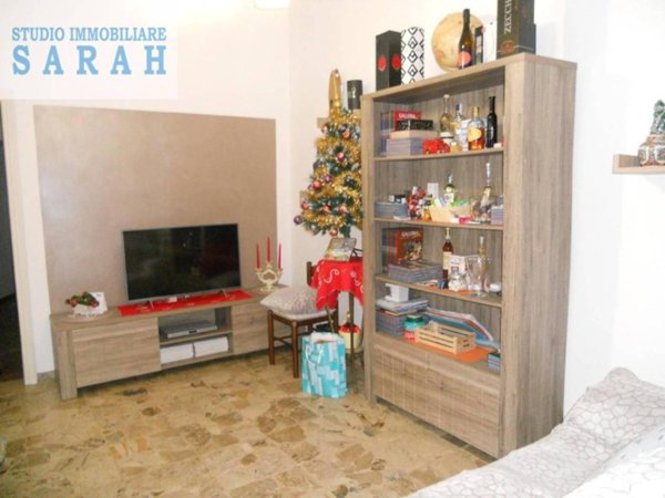 casa indipendente in vendita a Viareggio in zona Centro Storico