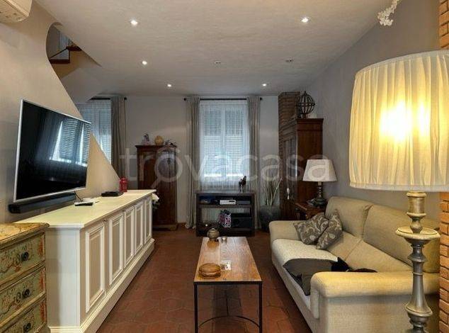 casa indipendente in vendita a Viareggio in zona Centro Storico