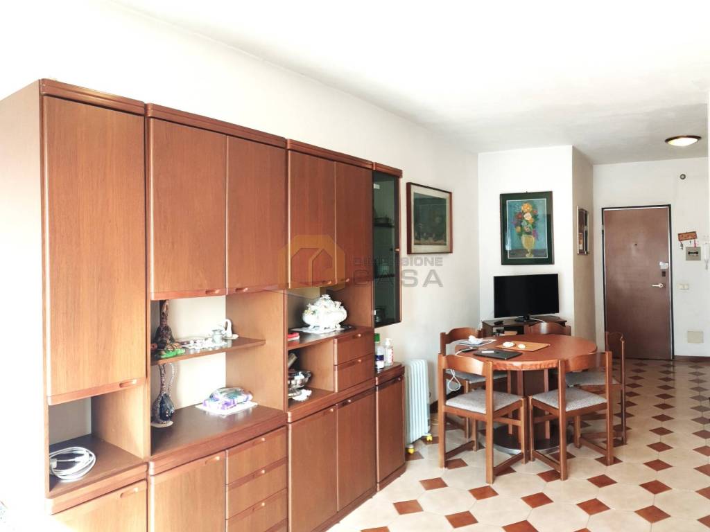 appartamento in vendita a Viareggio in zona Campo d'Aviazione