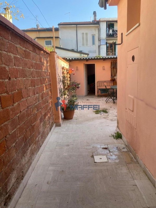 casa semindipendente in vendita a Viareggio in zona Centro Storico