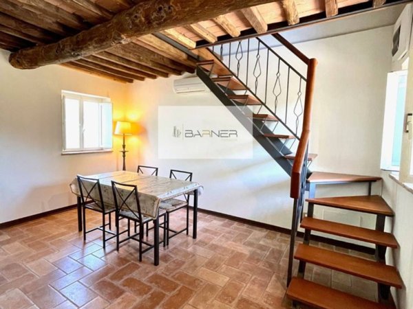 casa indipendente in vendita a Viareggio in zona Migliarina