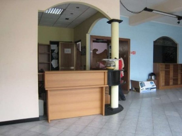 negozio in vendita a Viareggio