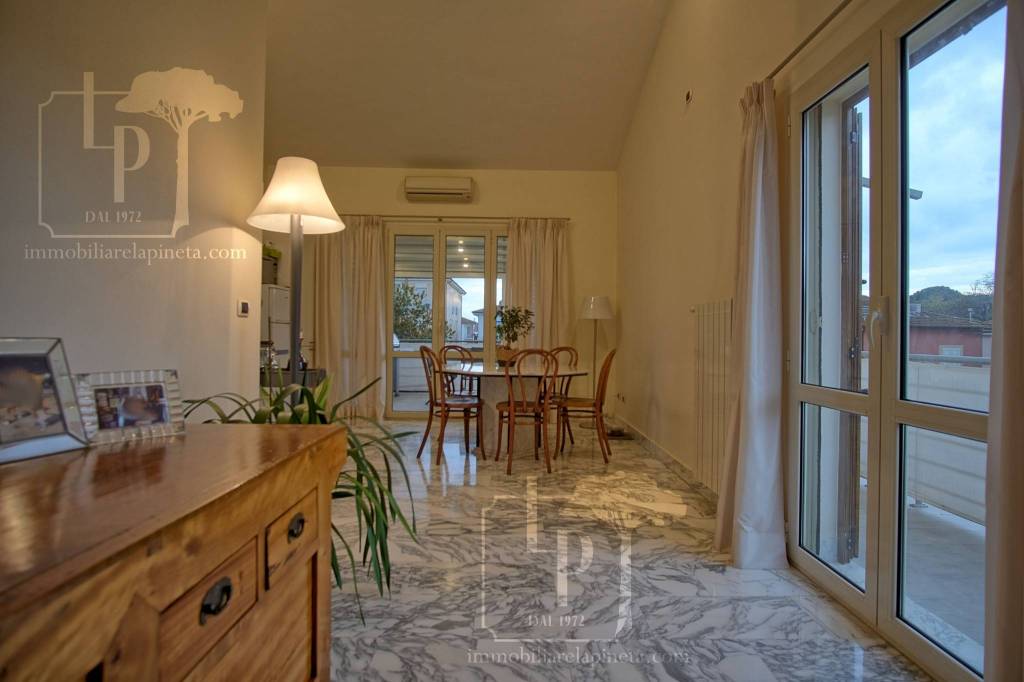appartamento in vendita a Viareggio