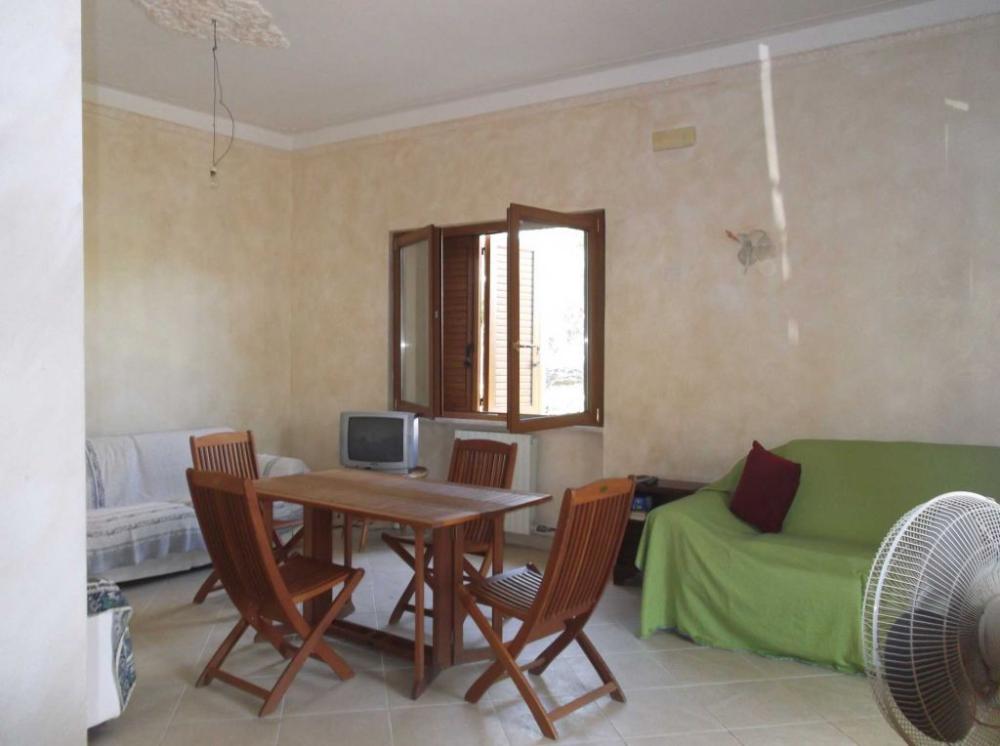 casa indipendente in vendita a Viareggio in zona Torre del Lago