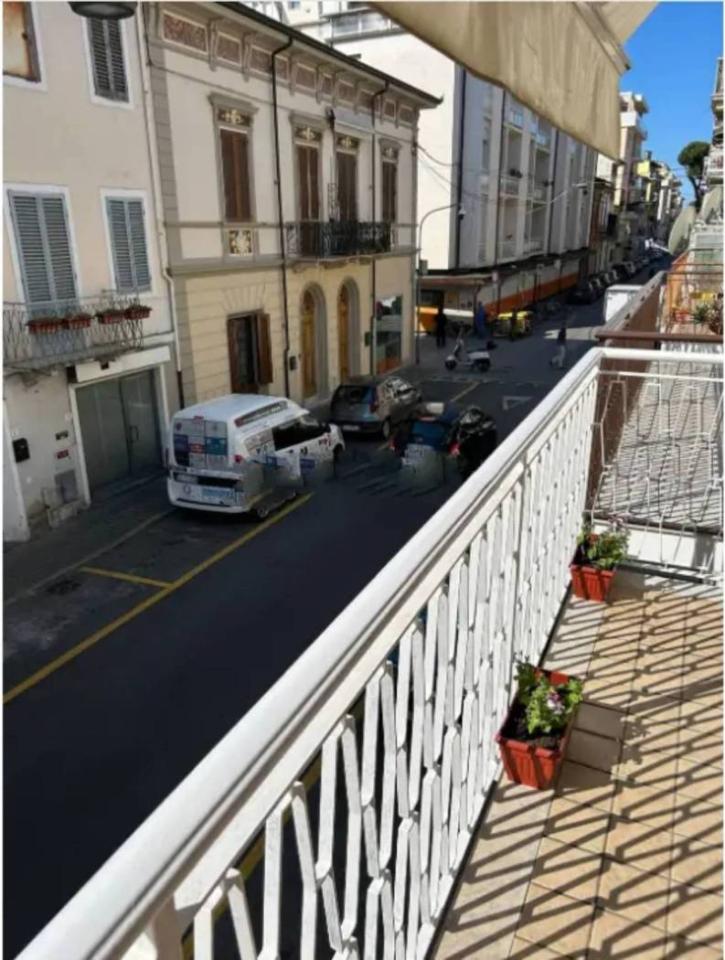 appartamento in vendita a Viareggio in zona Centro Storico