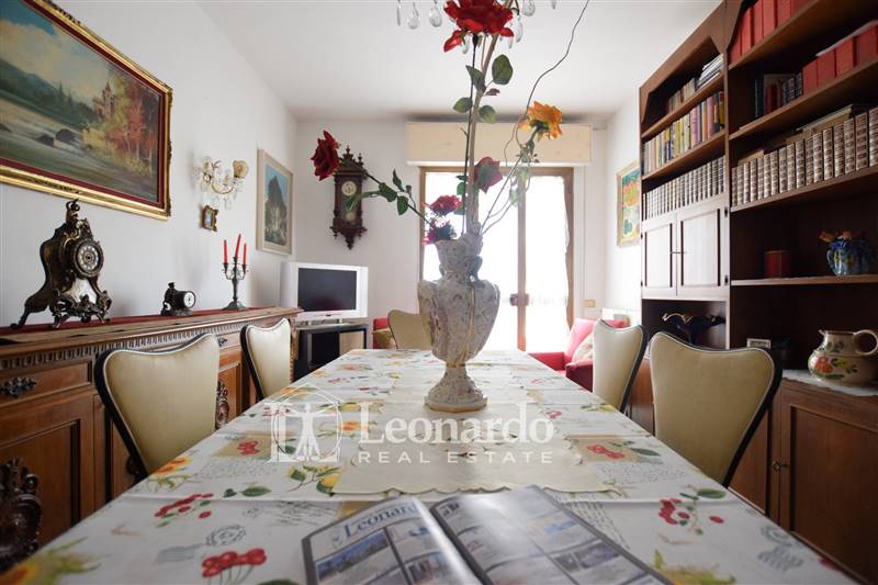 casa indipendente in vendita a Viareggio in zona Torre del Lago