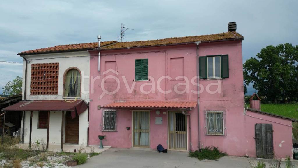 casa indipendente in vendita a Viareggio in zona Torre del Lago