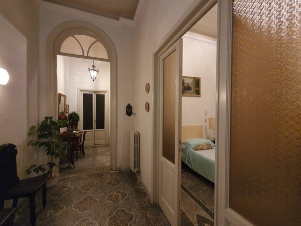 casa indipendente in vendita a Viareggio