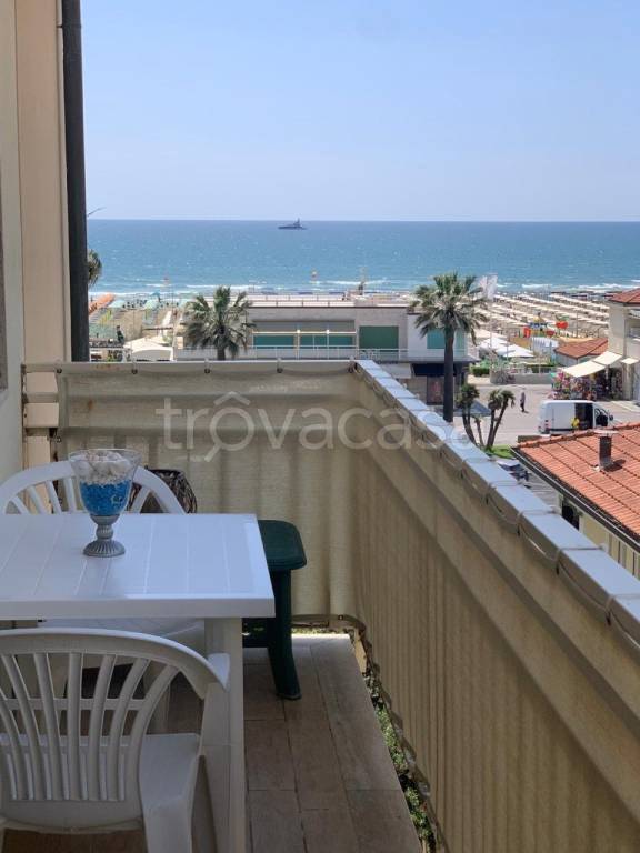 appartamento in vendita a Viareggio
