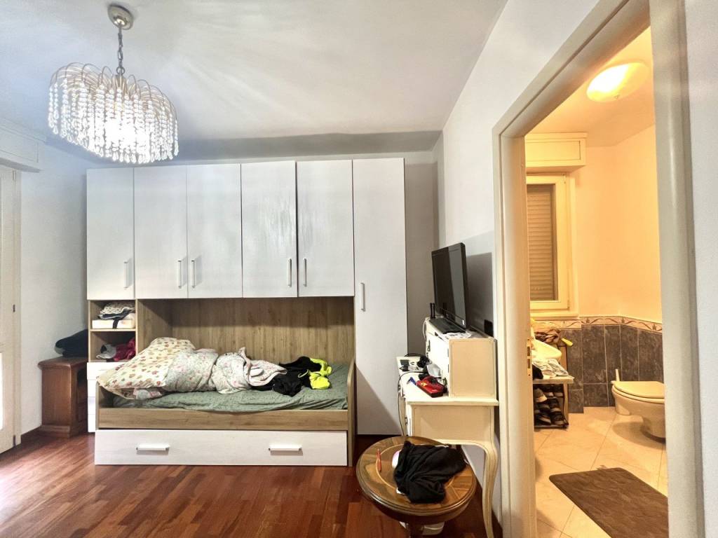 appartamento in vendita a Viareggio in zona Marco Polo