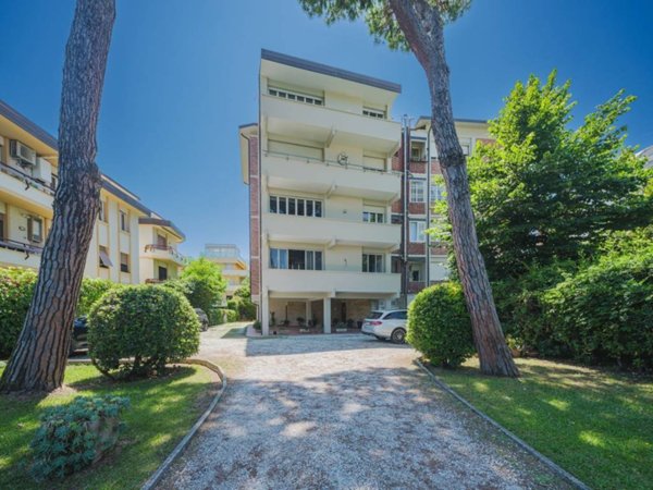 appartamento in vendita a Viareggio