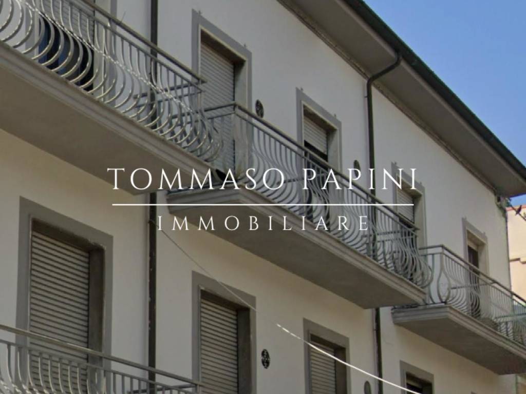intera palazzina in vendita a Viareggio