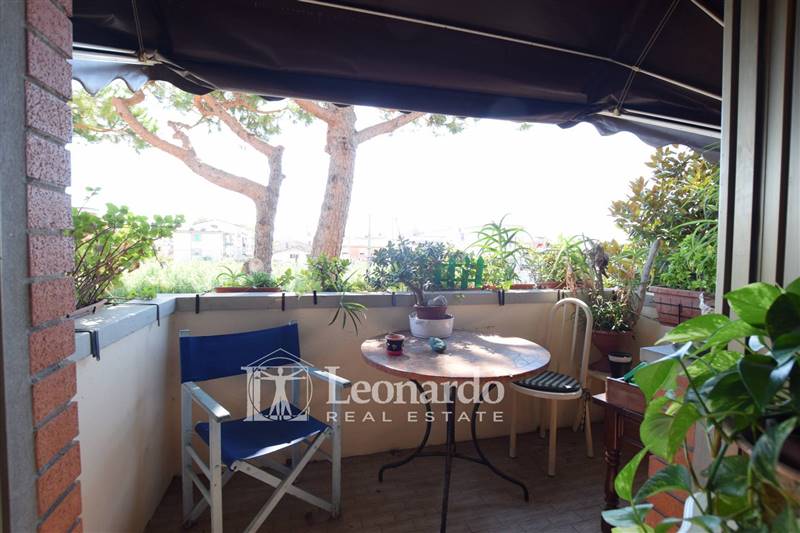 appartamento in vendita a Viareggio in zona Migliarina