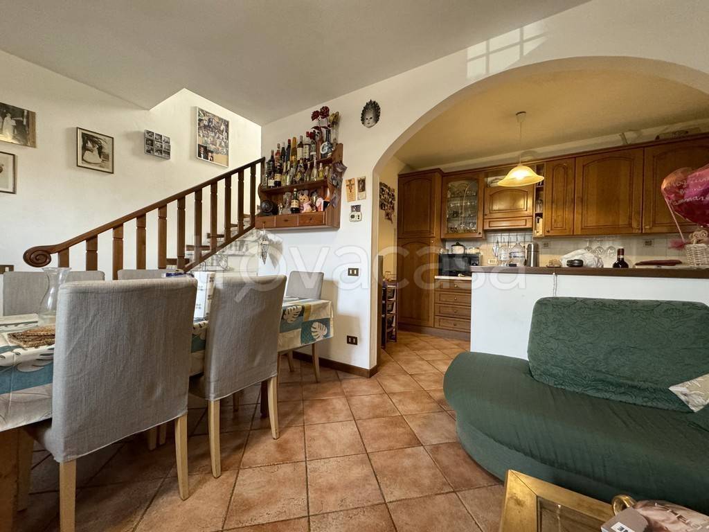 casa indipendente in vendita a Viareggio in zona Torre del Lago