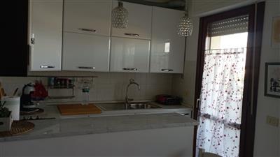 appartamento in vendita a Viareggio in zona Torre del Lago