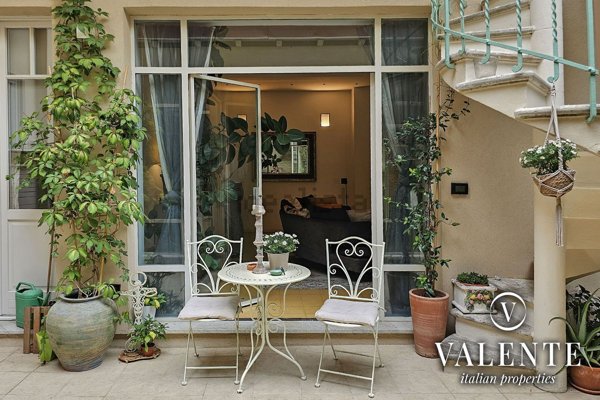 casa indipendente in vendita a Viareggio