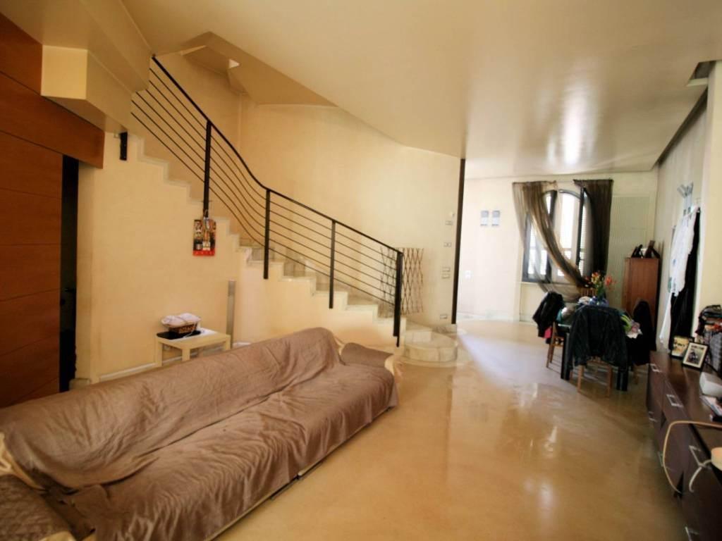 casa indipendente in vendita a Viareggio