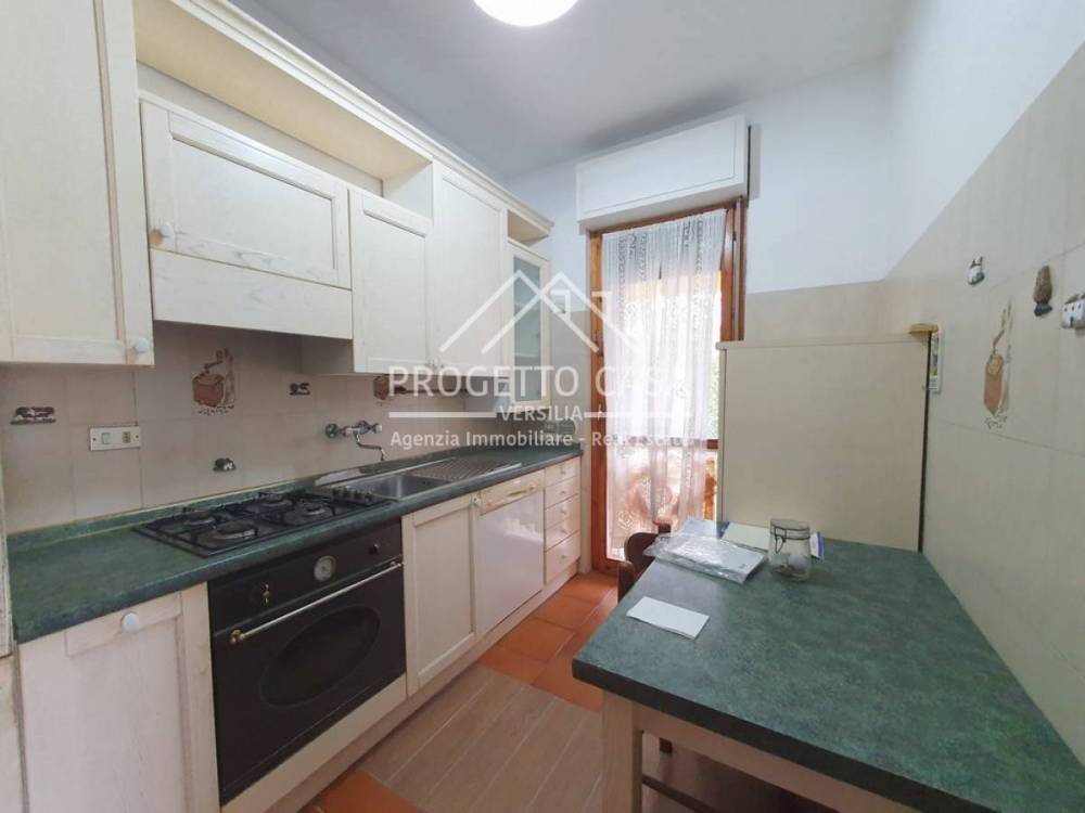 casa indipendente in vendita a Viareggio in zona Torre del Lago