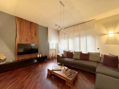casa indipendente in vendita a Viareggio in zona Torre del Lago