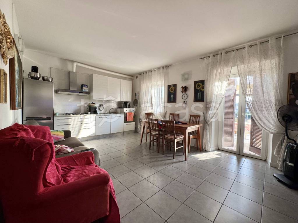 appartamento in vendita a Viareggio in zona Torre del Lago