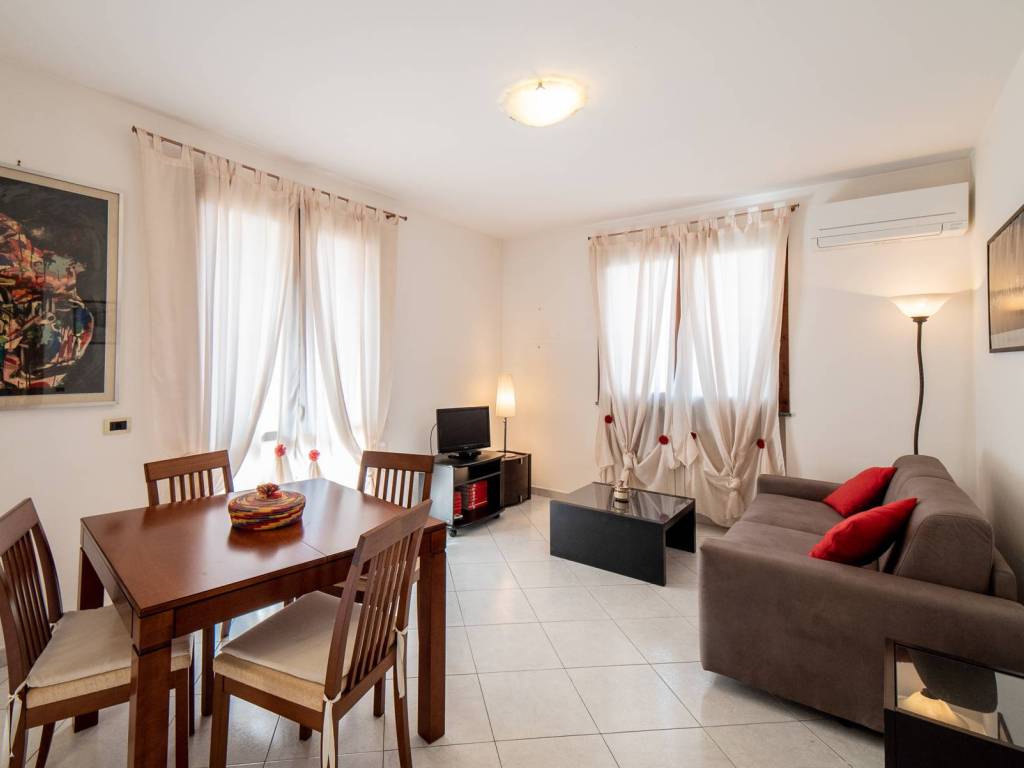 casa indipendente in vendita a Viareggio in zona Torre del Lago