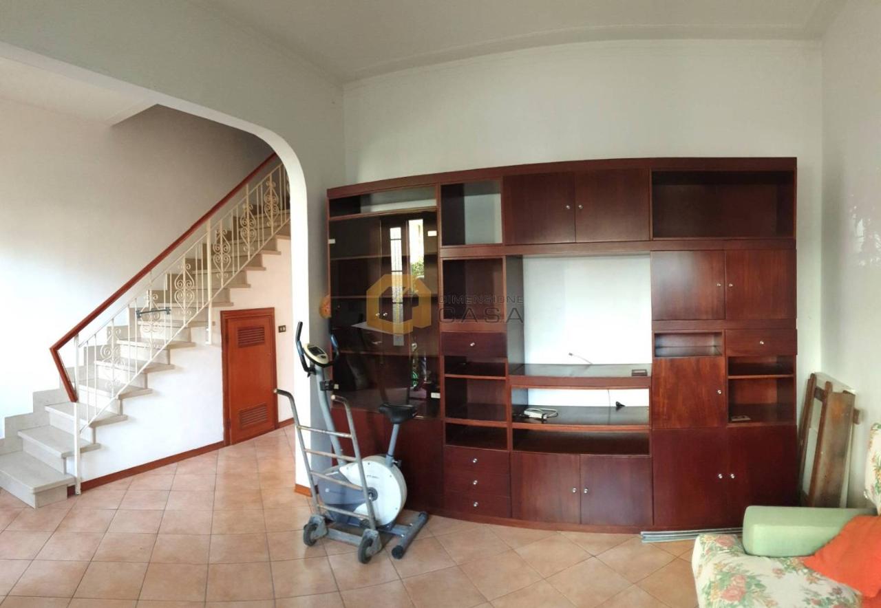 casa indipendente in vendita a Viareggio in zona Campo d'Aviazione