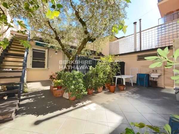casa indipendente in vendita a Viareggio