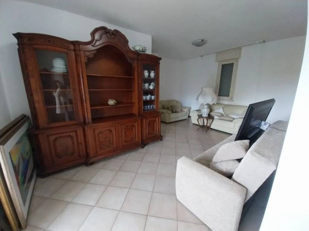 appartamento in vendita a Viareggio in zona Marco Polo