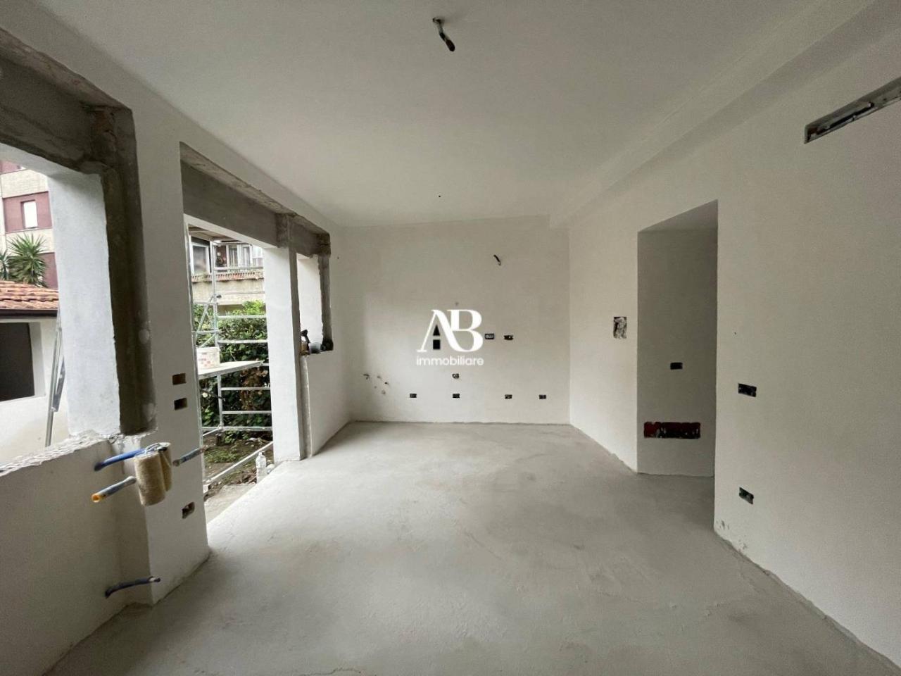 casa indipendente in vendita a Viareggio