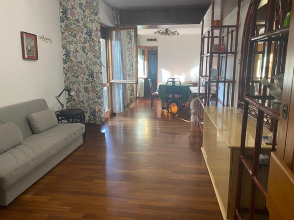 appartamento in vendita a Viareggio in zona Centro Storico