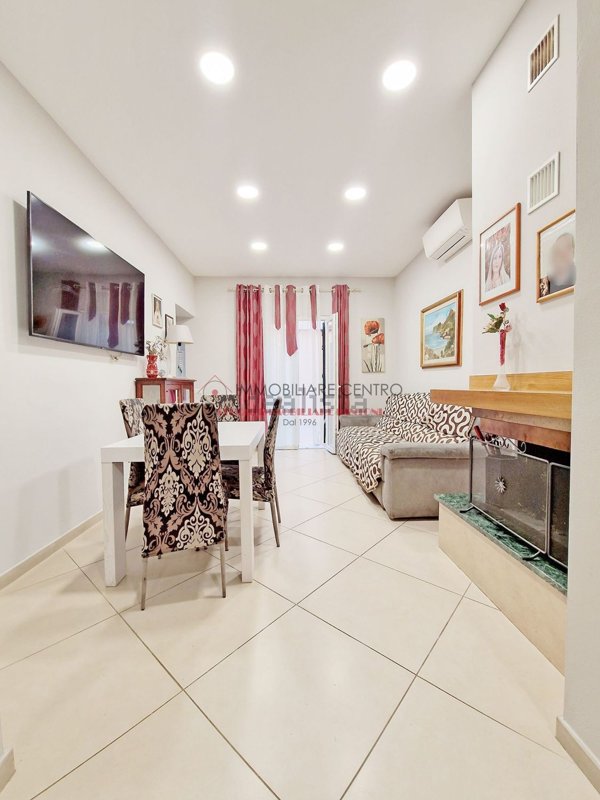 casa indipendente in vendita a Viareggio in zona Centro Storico