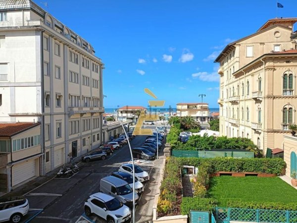 appartamento in vendita a Viareggio
