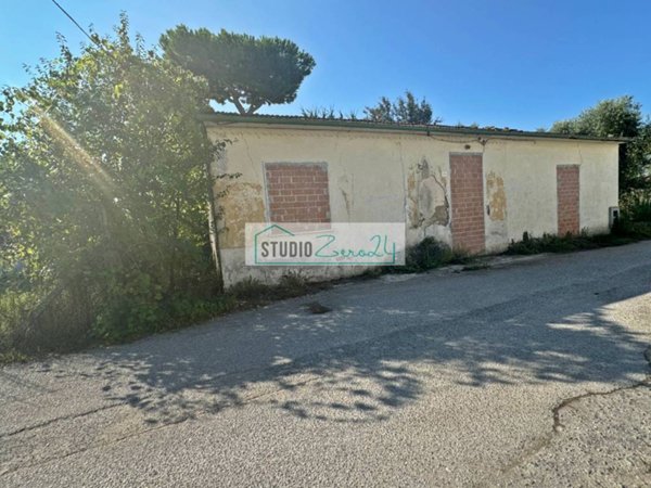 casa indipendente in vendita a Viareggio