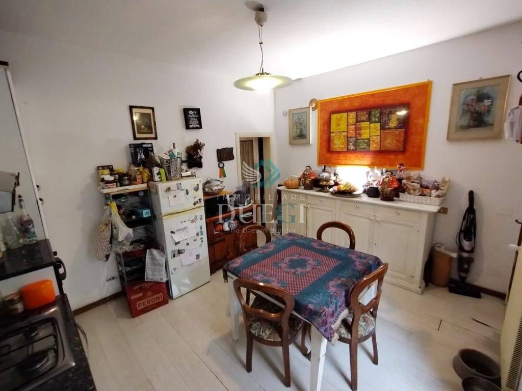 casa indipendente in vendita a Viareggio in zona Centro Storico
