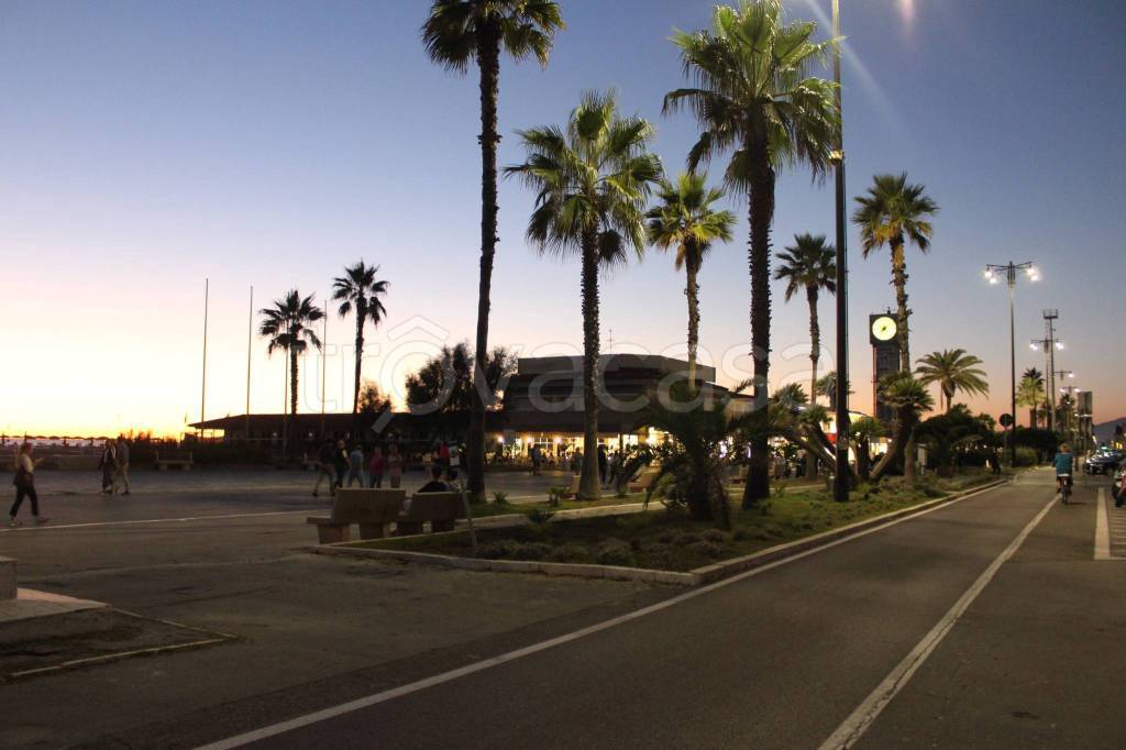 appartamento in vendita a Viareggio in zona Centro Storico