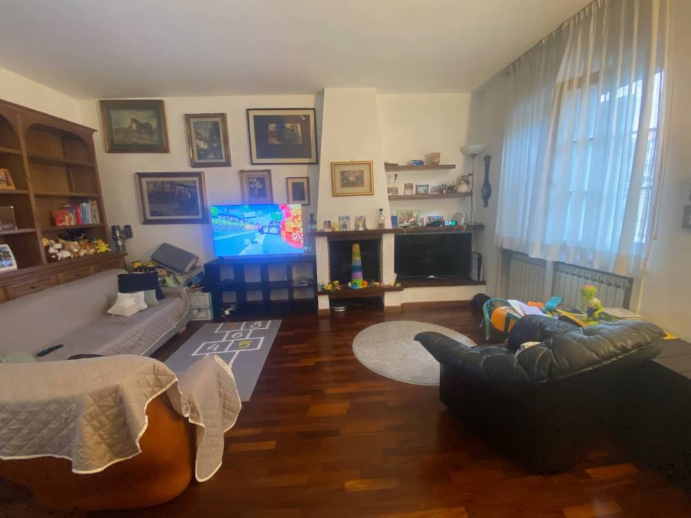 appartamento in vendita a Viareggio in zona Centro Storico