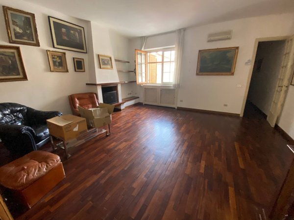 appartamento in vendita a Viareggio in zona Centro Storico