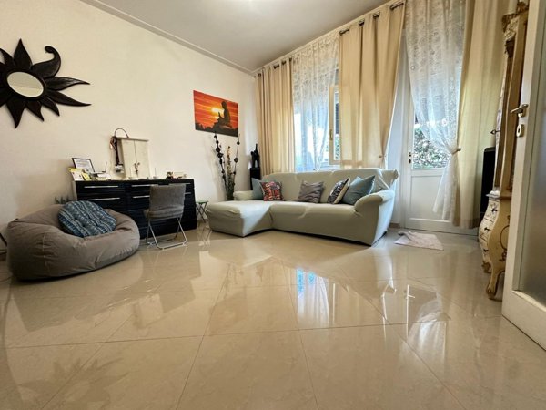 casa indipendente in vendita a Viareggio in zona Campo d'Aviazione