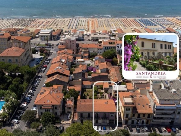 casa indipendente in vendita a Viareggio in zona Centro Storico